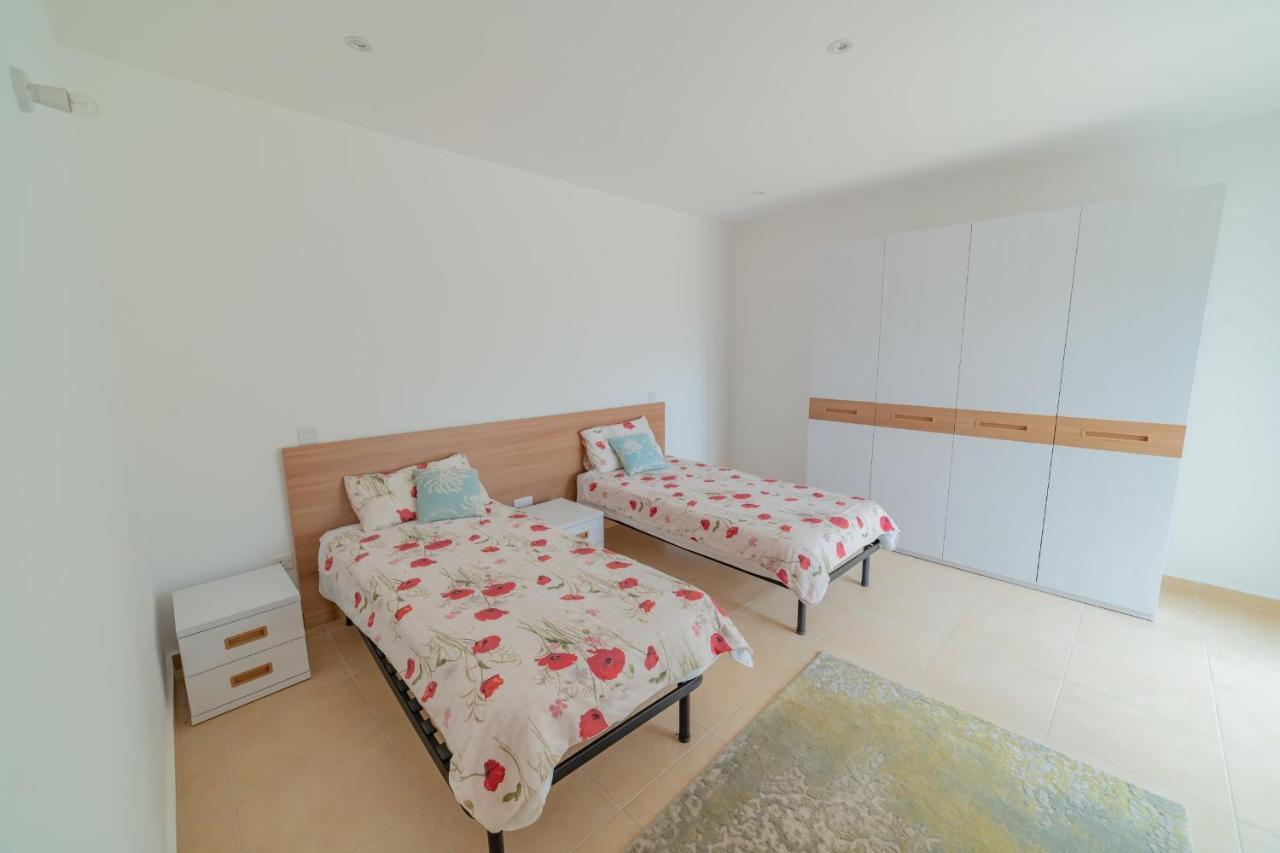Luxury Seaview & Pool-Hosted By Sweetstay Mellieha Exterior foto