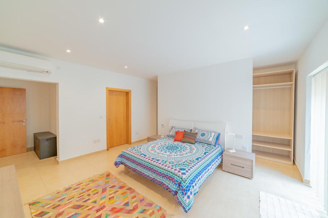 Luxury Seaview & Pool-Hosted By Sweetstay Mellieha Exterior foto